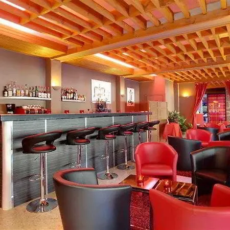 Le Panorama Hotel