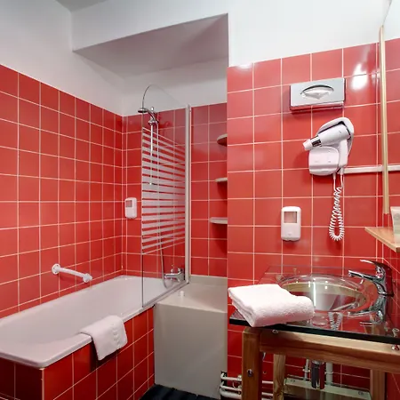 The Originals Boutique Le Panorama Dore ホテル 3*