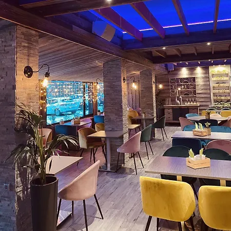 The Originals Boutique Le Panorama Dore Hotel 3*