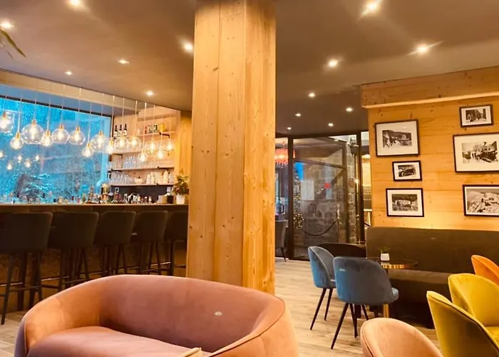 Отель The Originals Boutique Le Panorama Dore 3*