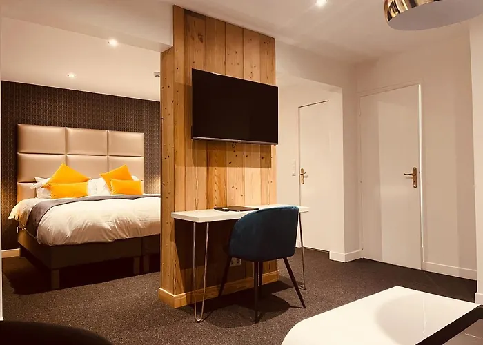 The Originals Boutique Le Panorama Dore 3*