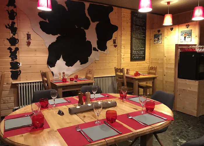 The Originals Boutique Le Panorama Dore Отель